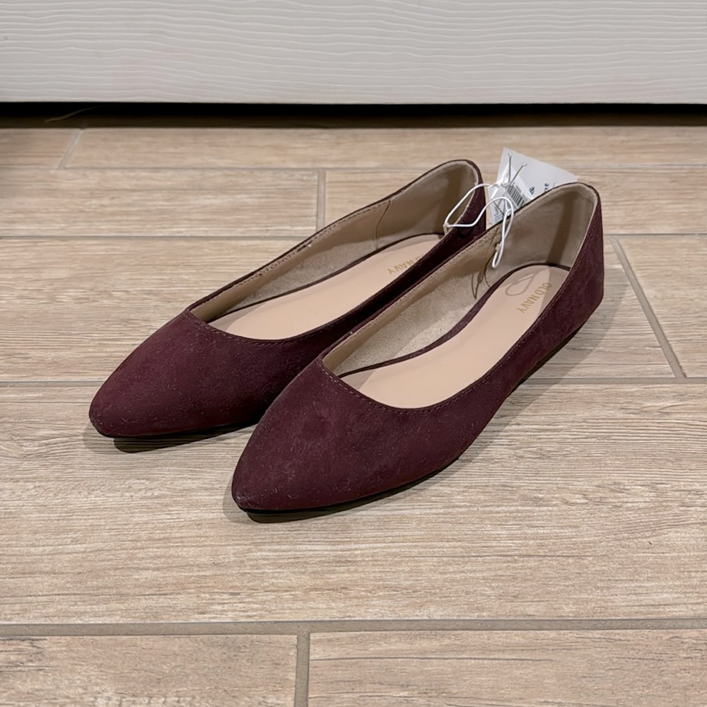 Old Navy Women’s Faux Suede Flats (Size: 9)